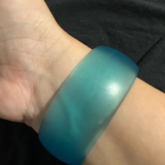 Translucent Blue Plastic Bracelet - Picture 2 of 7